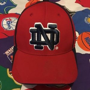 red notre dame hat